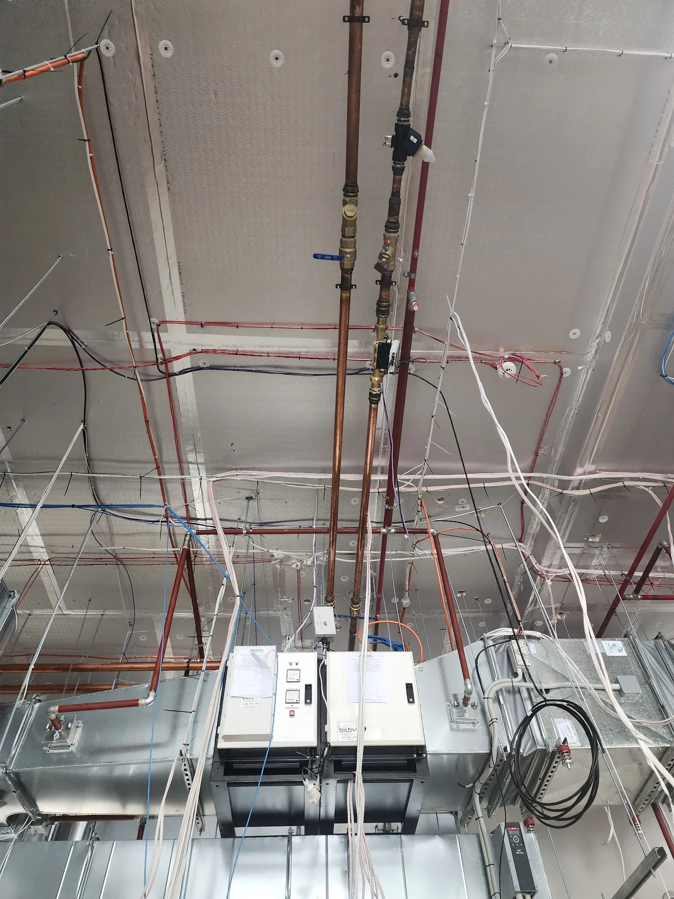 Air handling unit and mechanical pipework installation
